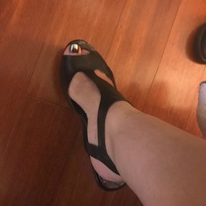 Black wedge shoe 👠